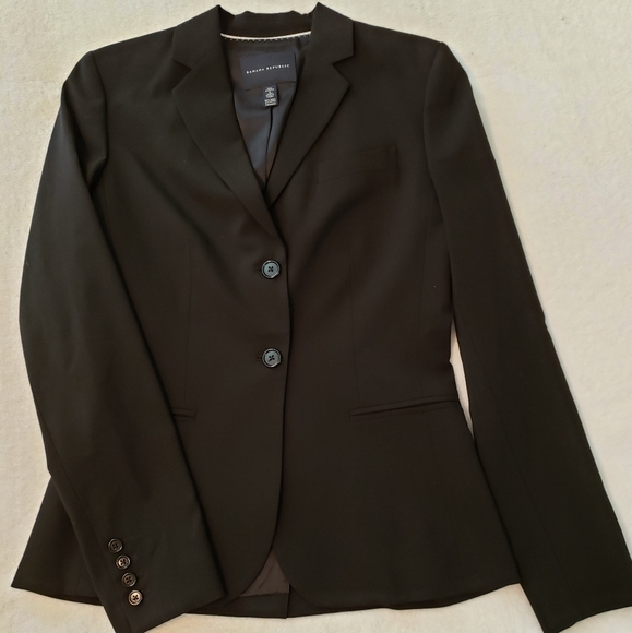 Banana Republic Jackets & Blazers - Like new Banana Republic TALL pantsuit